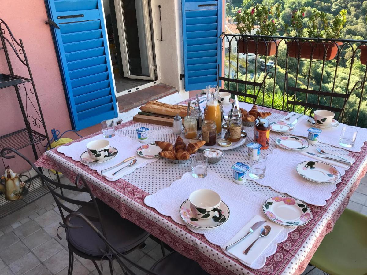 לינה וארוחת בוקר Montegrosso E Casalte מראה חיצוני תמונה